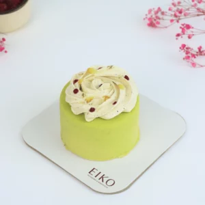 Pistachio Raspberry Pastry